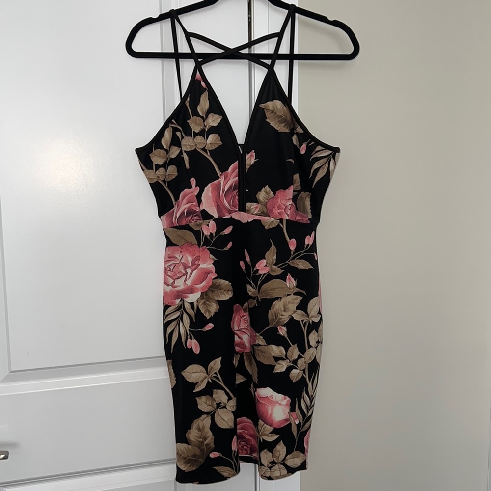 Beautiful Elegant YaYa & Co dress
